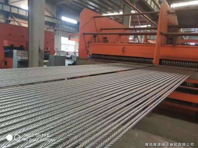 <b>鋼絲（sī）繩輸送帶的特點（diǎn）是什麽？</b>