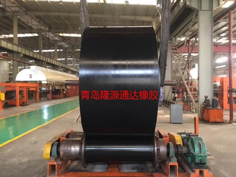 <b>輸（shū）送（sòng）帶的接頭是非常（cháng）關鍵的一個準備環節。接（jiē）頭</b>
